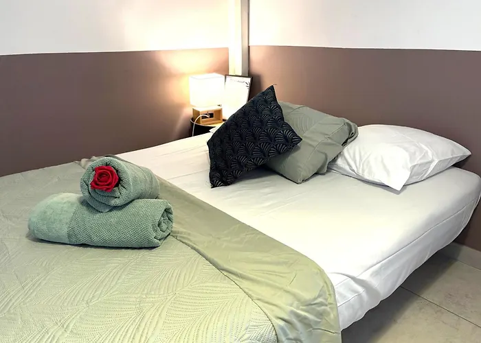 L\'Amazone Studio Plein Centre Plages A 2Min Clim Wifi Sur Le Port - Top Prosconciergerie-