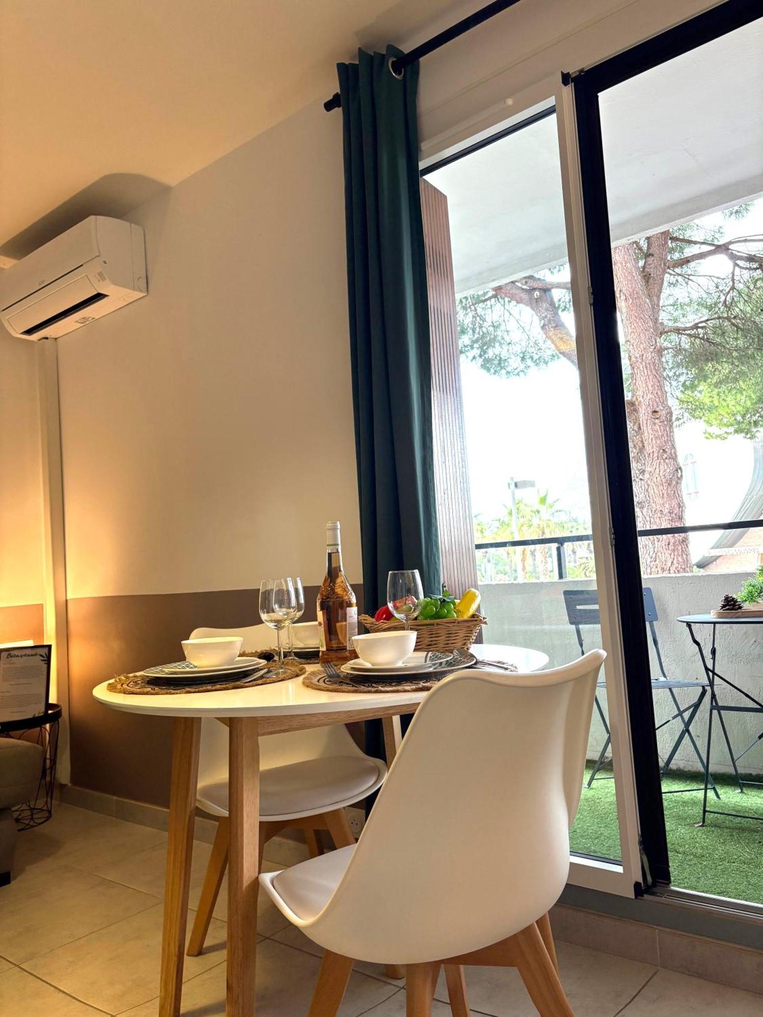 Apartment L'amazone Plein Centre Plages A 2min Clim Wifi Sur Le Port - Prosconciergerie- *