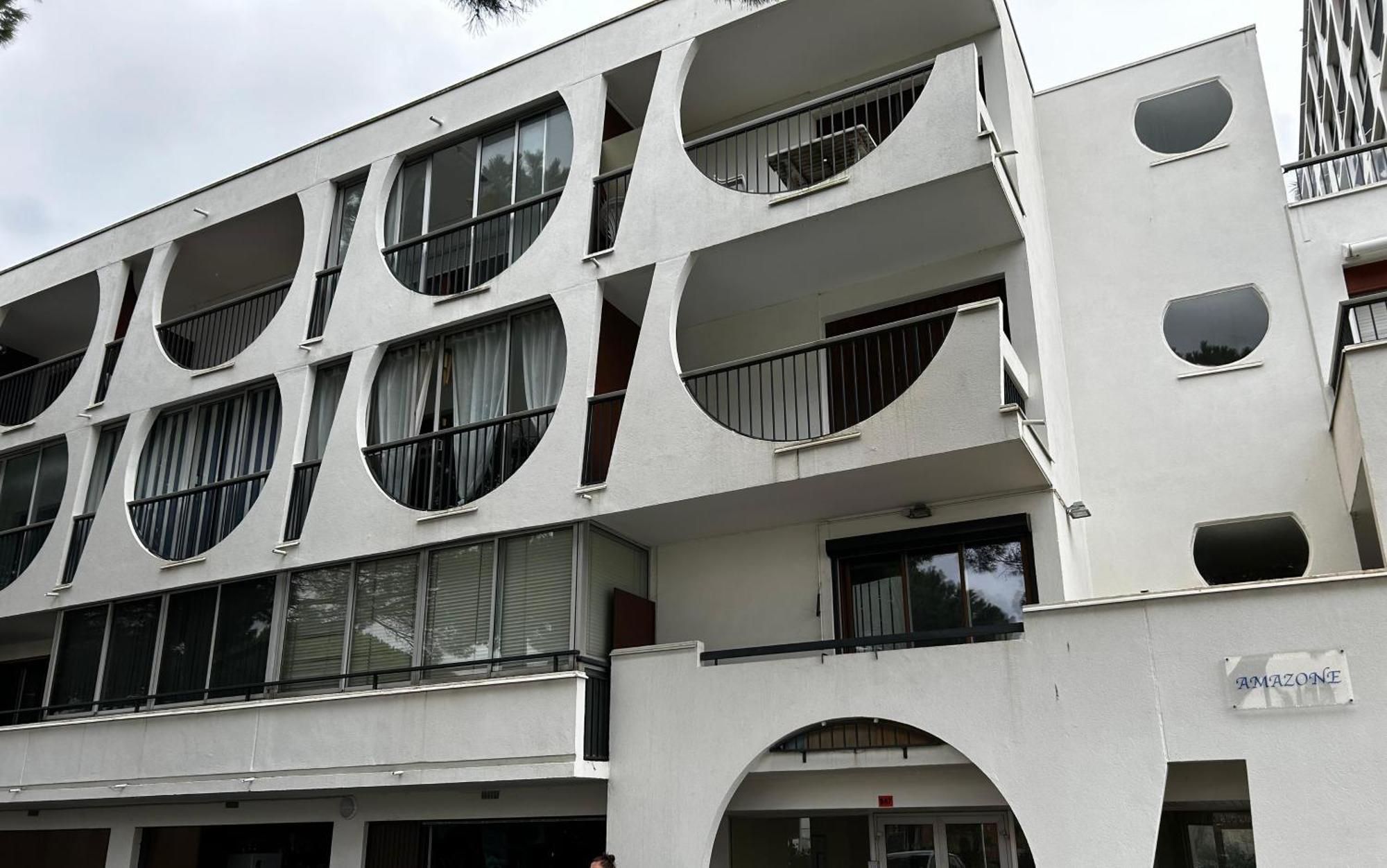 L'amazone Plein Centre Plages A 2min Clim Wifi Sur Le Port - Prosconciergerie- Apartment